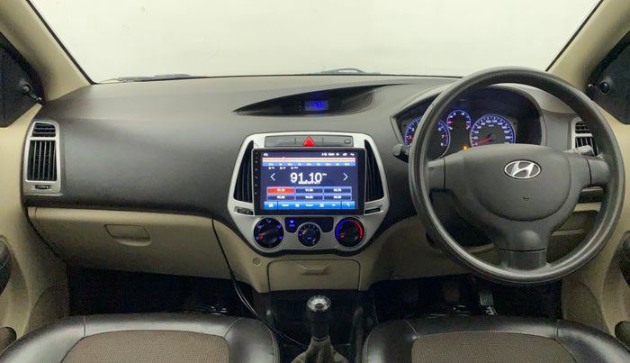 2013 Hyundai i20 MAGNA 1.2, Petrol, Manual, 40,449 km, Dashboard
