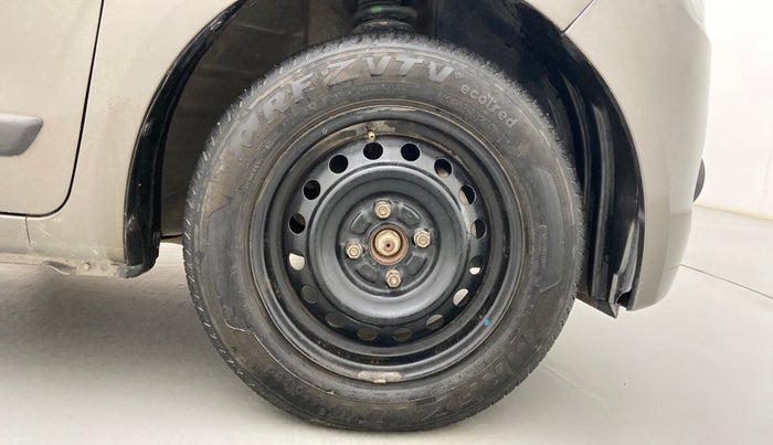 2019 Maruti New Wagon-R ZXI 1.2, Petrol, Manual, 92,829 km, Right Front Wheel