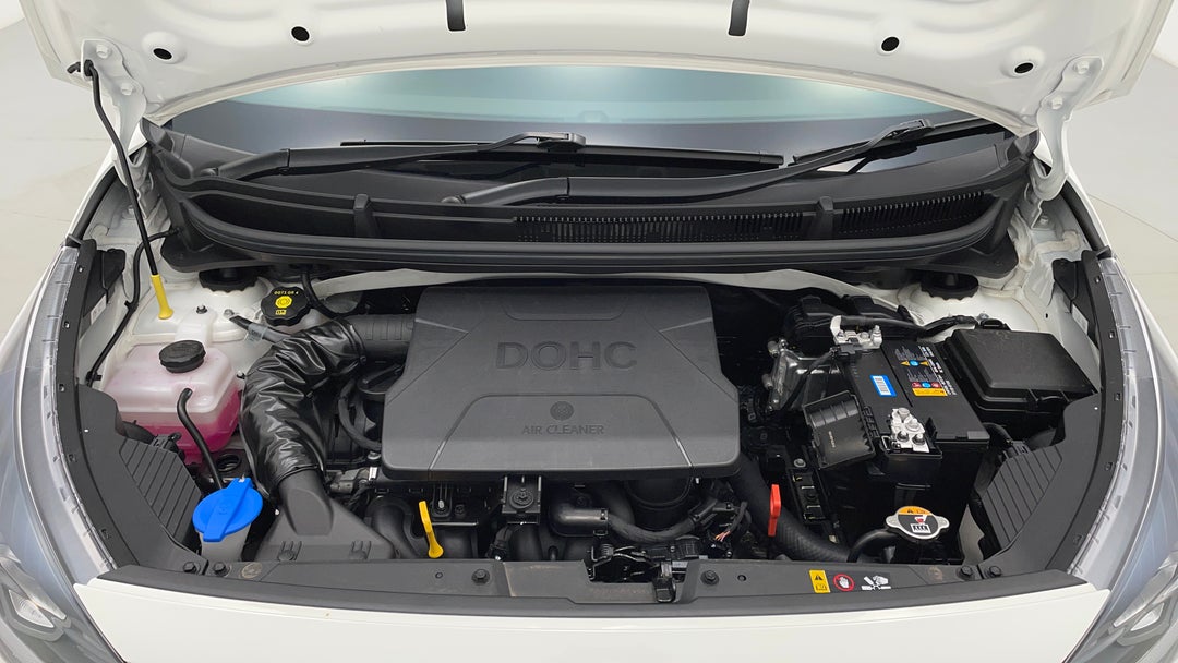 Open Bonnet (Engine)