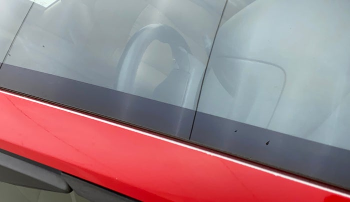 2015 Honda Brio S MT, Petrol, Manual, 50,489 km, Right A pillar - Paint is slightly faded
