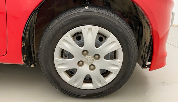 2015 Honda Brio S MT, Petrol, Manual, 50,489 km, Right Front Wheel