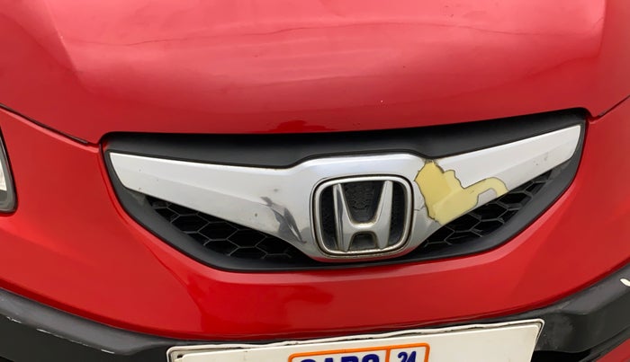 2015 Honda Brio S MT, Petrol, Manual, 50,489 km, Front bumper - Chrome strip damage