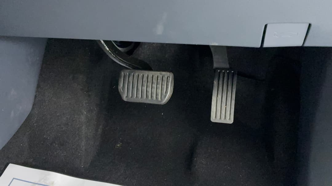2026 Geely Ex5 Inspire, Automatic, 939 km, Pedals and Footmat