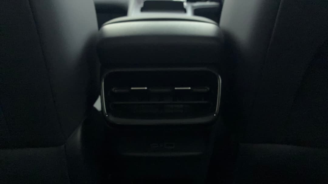 2026 Geely Ex5 Inspire, Automatic, 939 km, Rear A/C Vent