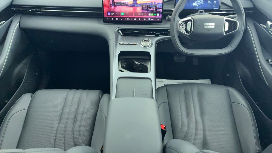 2026 Geely Ex5 Inspire, Automatic, 939 km, Center Console