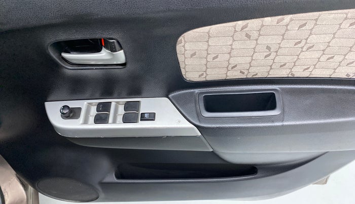 2015 Maruti Wagon R 1.0 VXI, Petrol, Manual, 18,259 km, Driver Side Door Panels Control