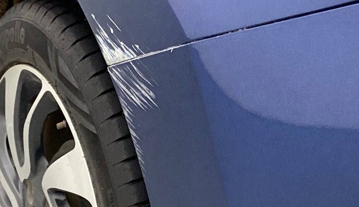 2020 Maruti Baleno ZETA PETROL 1.2, Petrol, Manual, 34,569 km, Rear bumper - Minor scratches