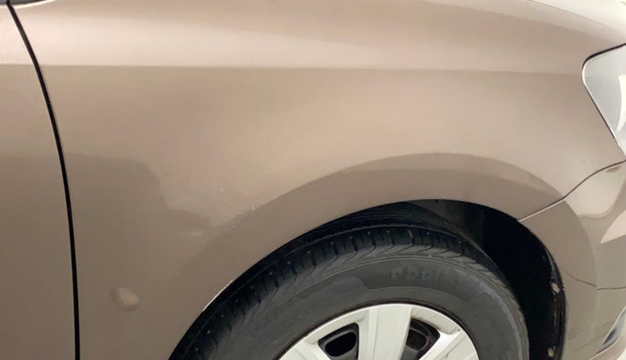 2017 Volkswagen Ameo TRENDLINE 1.2L, Petrol, Manual, 53,066 km, Right fender - Paint has minor damage