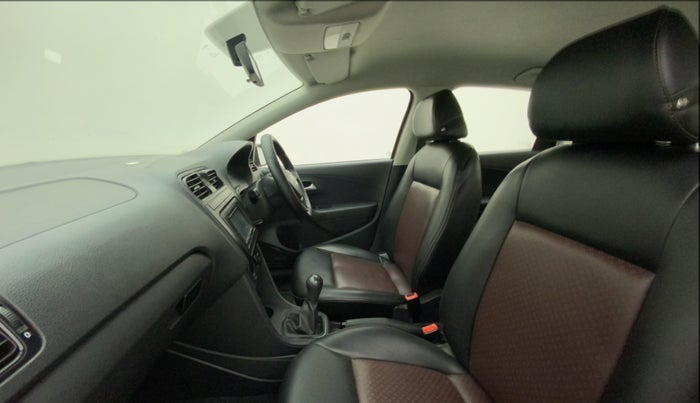 2017 Volkswagen Ameo TRENDLINE 1.2L, Petrol, Manual, 53,066 km, Right Side Front Door Cabin