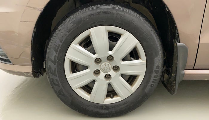 2017 Volkswagen Ameo TRENDLINE 1.2L, Petrol, Manual, 53,066 km, Left Front Wheel