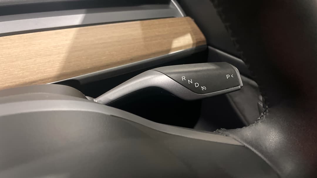 2020 Tesla Model 3 Standard Range RWD, Automatic, 58057 km, Gear Lever 