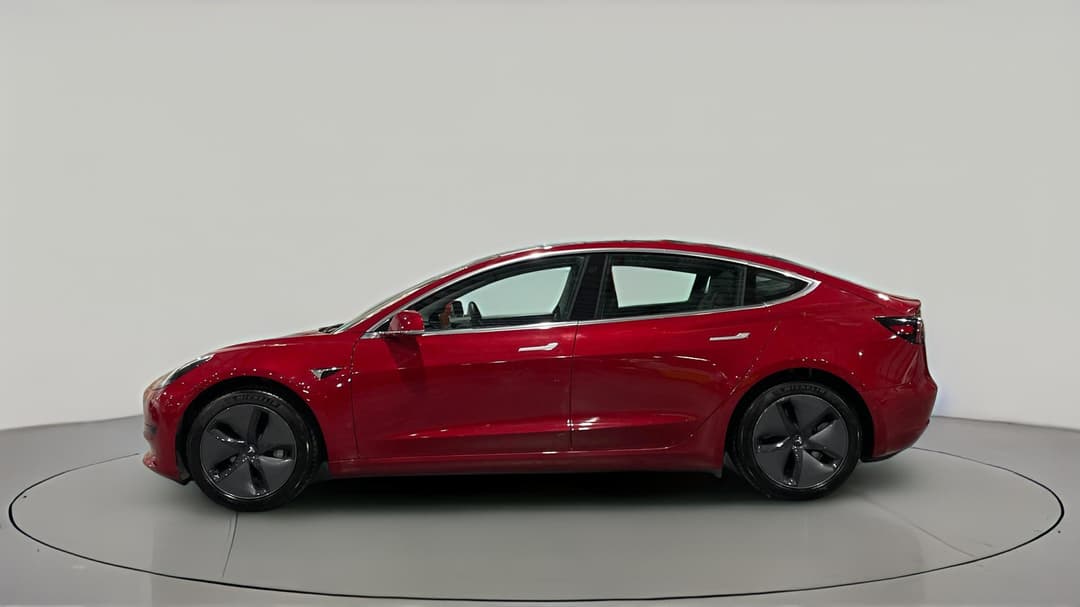 2020 Tesla Model 3 Standard Range RWD, Automatic, 58057 km, Left Side View