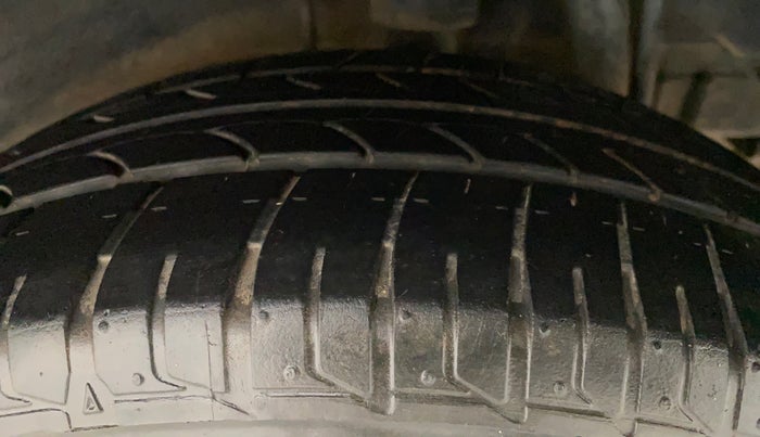 2015 Tata Zest XMS PETROL, Petrol, Manual, 89,051 km, Left Rear Tyre Tread