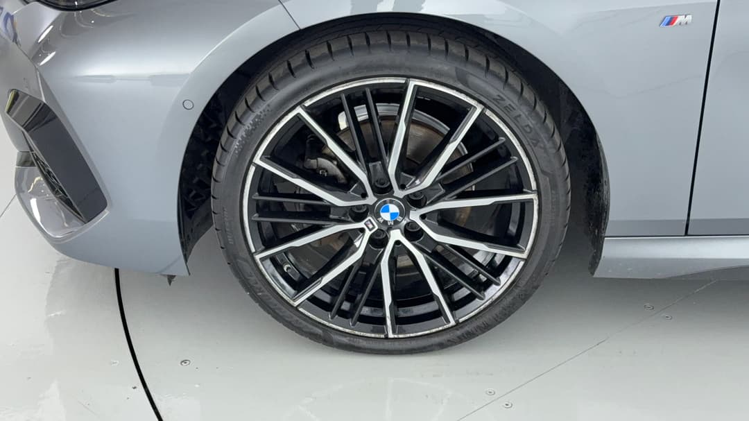 2022 BMW 2 18i M Sport Gran Coupe, Automatic, 52867 km, Left Front Wheel