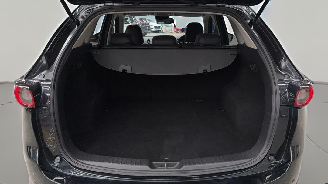 2018 Mazda CX-5 Touring (4x4) (5yr), Automatic, 55871 km, Boot Inside View