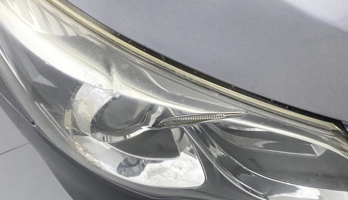 2016 Maruti Ciaz ZXI PLUS, Petrol, Manual, 88,483 km, Right headlight - Faded