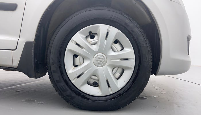 2010 Maruti Swift LXI D, Petrol, Manual, 46,080 km, Right Front Tyre