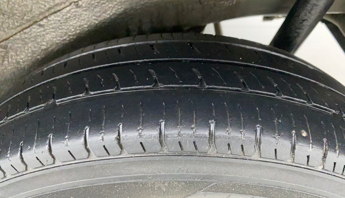 2018 Maruti Wagon R 1.0 LXI CNG, CNG, Manual, 45,450 km, Left Rear Tyre Tread