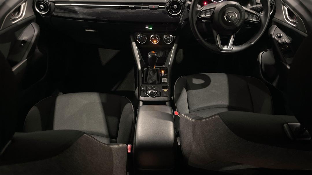 2023 Mazda CX-3 G20 Pure, Automatic, 44078 km, Center Console