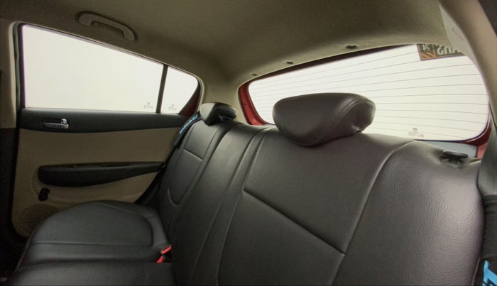 2013 Hyundai i20 ASTA 1.2, Petrol, Manual, 39,894 km, Right Side Rear Door Cabin