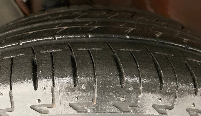 2017 Maruti IGNIS ZETA 1.2 K12 AMT, Petrol, Automatic, 23,574 km, Left Front Tyre Tread