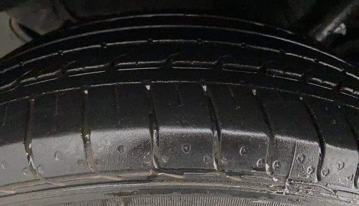 2021 Tata NEXON XZ 1.2, Petrol, Manual, 17,852 km, Right Rear Tyre Tread