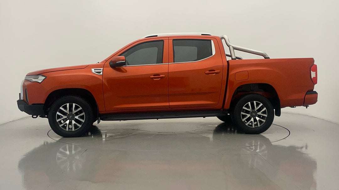 2022 LDV T60 Max Pro (4x4), Automatic, 67185 km, Left Side View