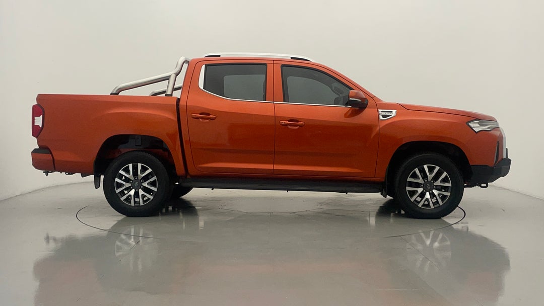 2022 LDV T60 Max Pro (4x4), Automatic, 67185 km, Right Side View