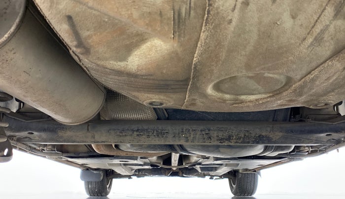 2015 Volkswagen Vento HIGHLINE DIESEL, Diesel, Manual, 85,009 km, Rear Underbody