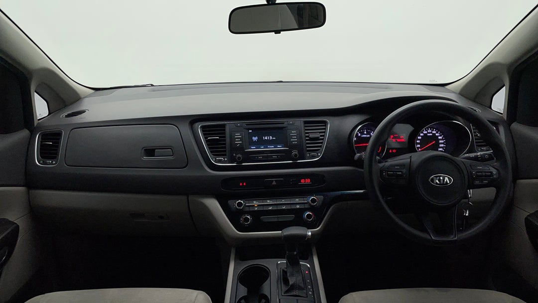 2017 Kia Carnival S, Automatic, 126569 km, Dashboard View