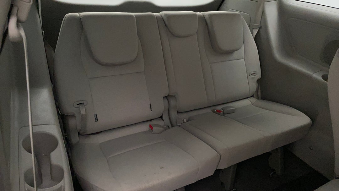 2017 Kia Carnival S, Automatic, 126569 km, Third Row Seats