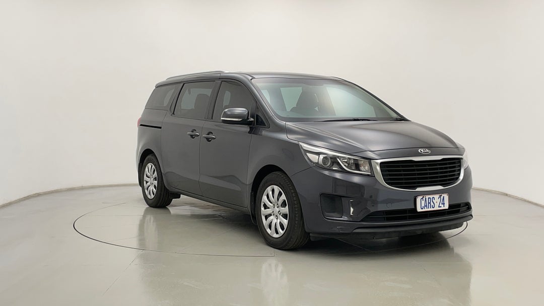 2017 Kia Carnival S, Automatic, 126569 km, Right Front Diagonal (45- Degree) View