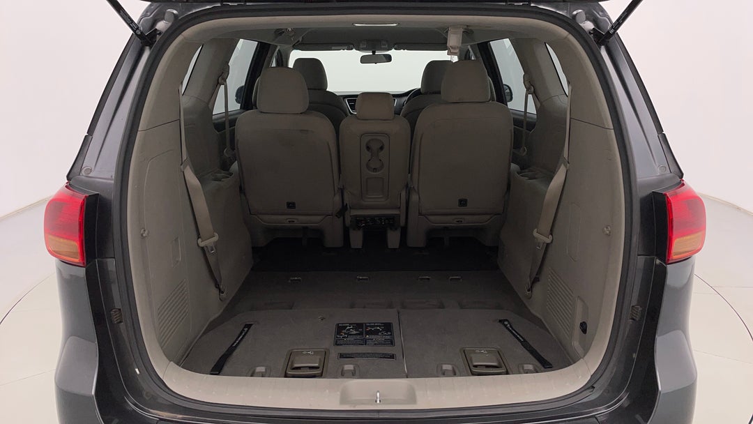 2017 Kia Carnival S, Automatic, 126569 km, Boot Inside View