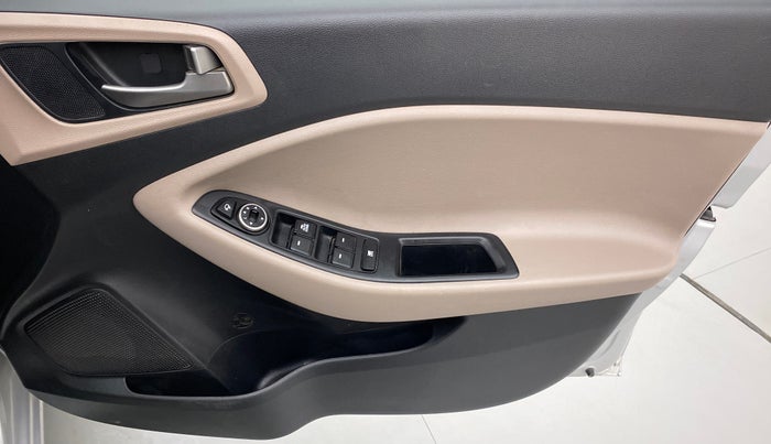 2017 Hyundai Elite i20 SPORTZ 1.2, Petrol, Manual, 16,768 km, Driver Side Door Panels Control