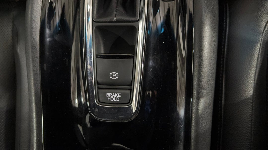 2018 Honda HR-V Rs, Automatic, 48090 km, Handbrake