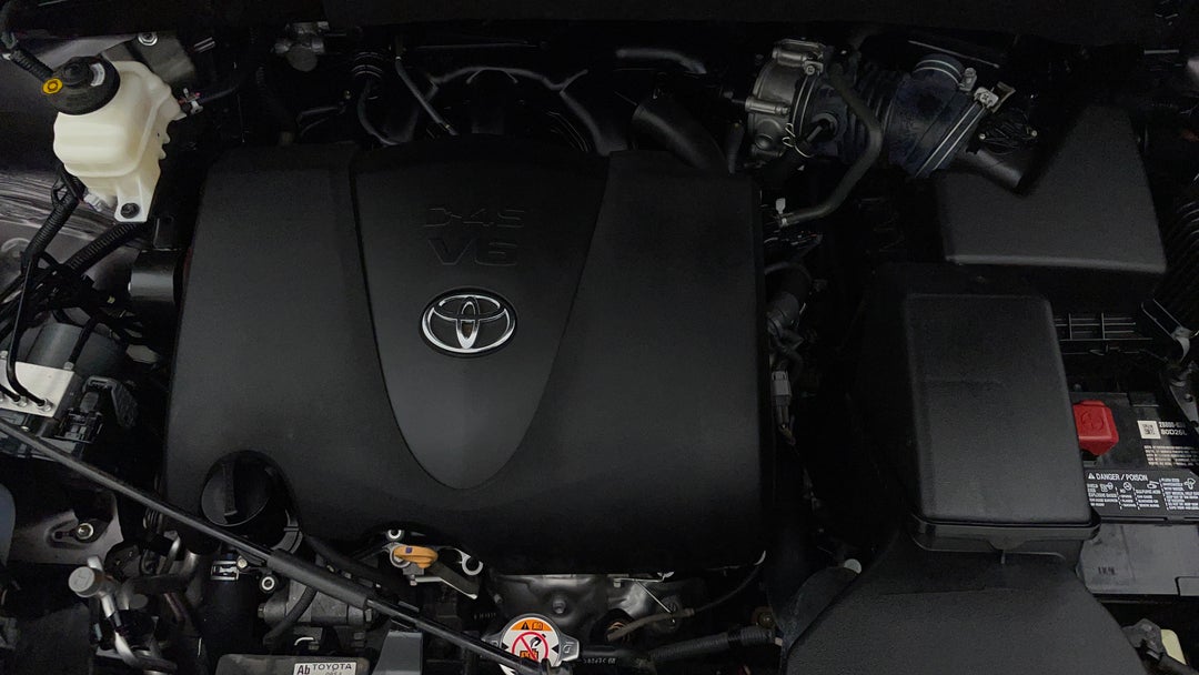 Open Bonnet (Engine)