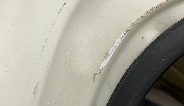 2014 Maruti Swift Dzire VXI, Petrol, Manual, 57,669 km, Right C pillar - Slightly rusted