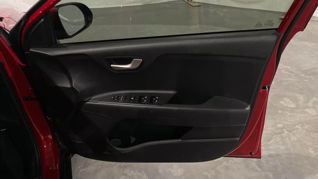 2023 Kia Stonic Sport, Automatic, 36878 km, Speaker View