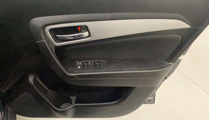 2020 Maruti Vitara Brezza ZXI PLUS AT SHVS, Petrol, Automatic, 17,444 km, Driver Side Door Panels Control