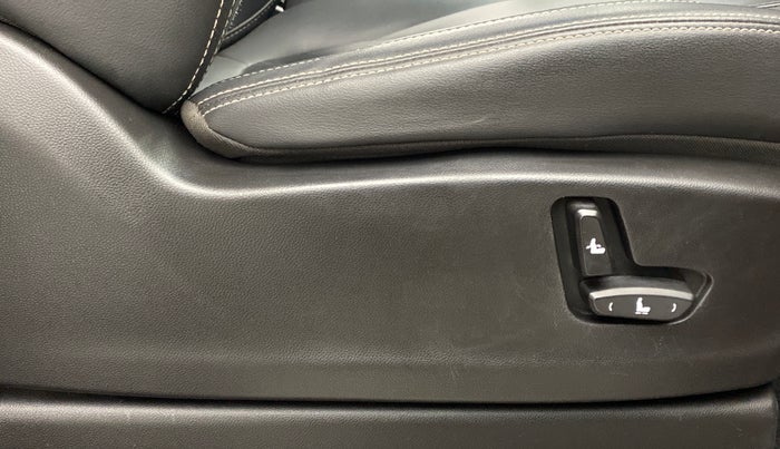 2019 MG HECTOR SMART DIESEL, Diesel, Manual, 49,686 km, Driver Side Adjustment Panel