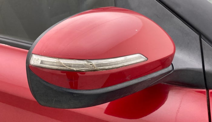 2016 Hyundai Elite i20 SPORTZ 1.2, Petrol, Manual, 1,15,944 km, Right rear-view mirror - Indicator light not working