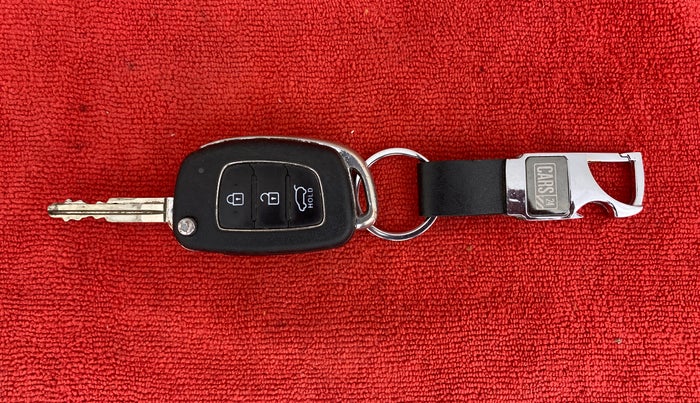 2016 Hyundai Elite i20 SPORTZ 1.2, Petrol, Manual, 1,15,944 km, Key Close Up