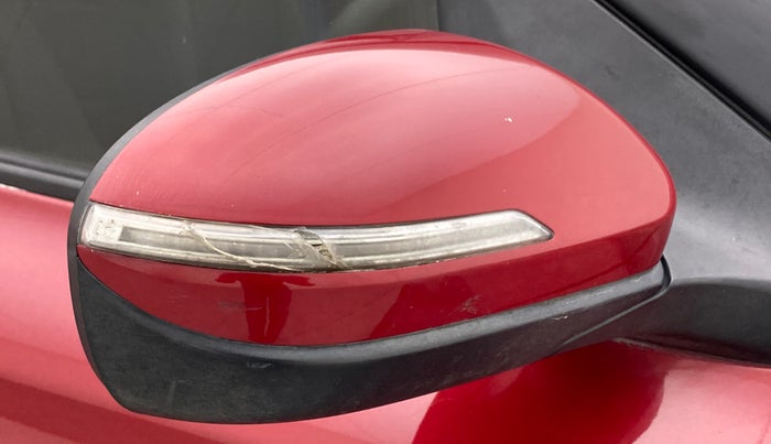 2016 Hyundai Elite i20 SPORTZ 1.2, Petrol, Manual, 1,15,944 km, Right rear-view mirror - Indicator light has minor damage