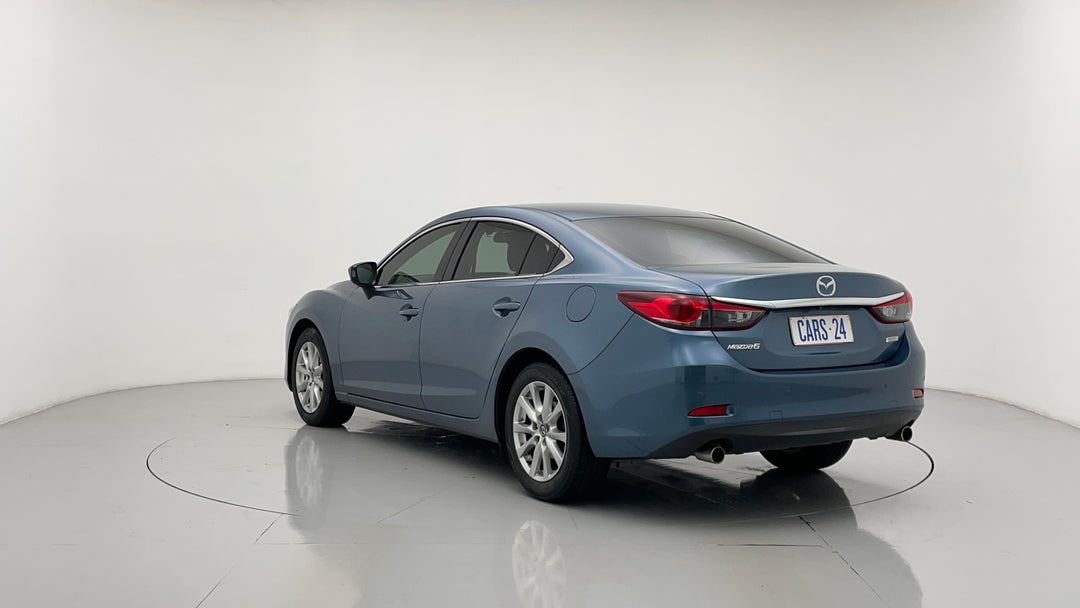 Left Back Diagonal (45- Degree) View