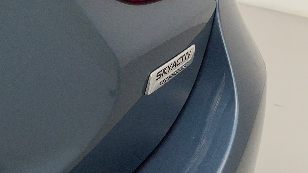 Badge (Boot Right Side)