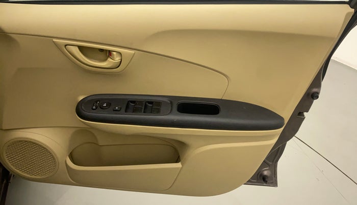 2015 Honda Amaze 1.2L I-VTEC SX, Petrol, Manual, 26,400 km, Driver Side Door Panels Control