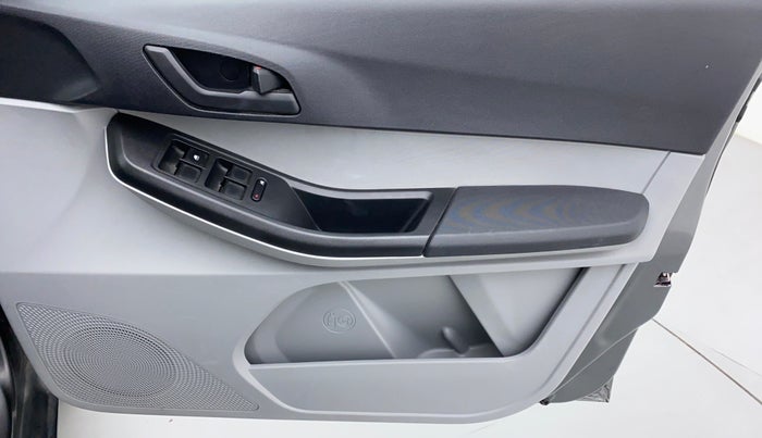 2021 Tata Tiago XT 1.2 REVOTRON, Petrol, Manual, 10,839 km, Driver Side Door Panels Control
