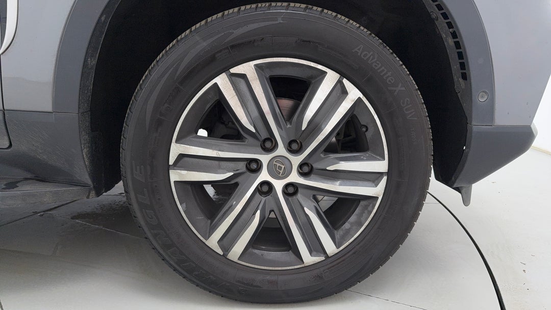 2022 LDV D90 Executive (4wd) D20, Automatic, 105850 km, Right Front Wheel