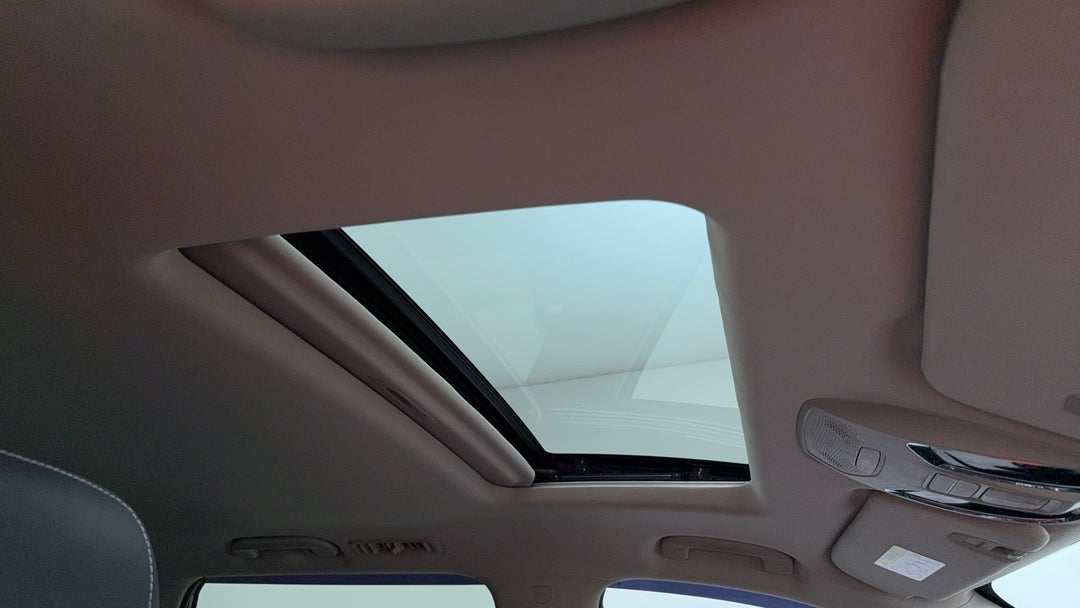 2022 LDV D90 Executive (4wd) D20, Automatic, 105850 km, Interior Sunroof/Moonroof