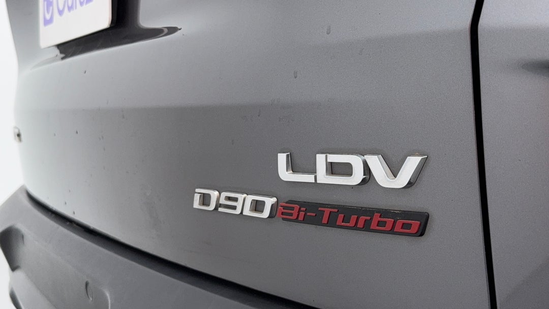 2022 LDV D90 Executive (4wd) D20, Automatic, 105850 km, Badge (Boot Right Side)